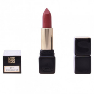 Kiss Kiss Shaping Cream Lip Color N° 320 Red Insolence Barra de Labios 3,5 gr